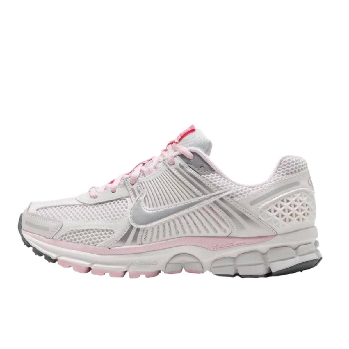 Baskets Nike Zoom Vomero 5 Blanc et Rose Pastel