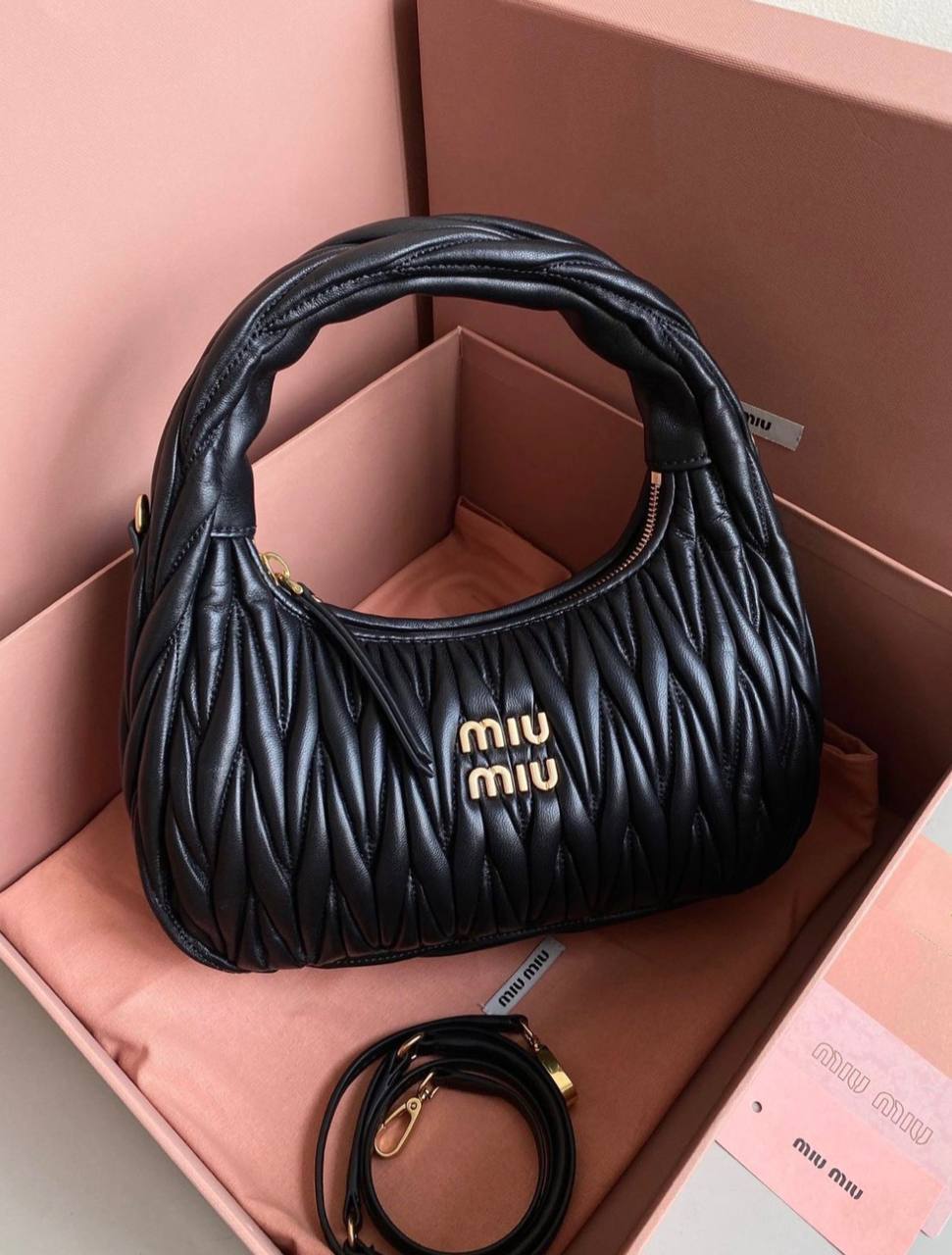 Sac hobo Miu Miu Wander en cuir matelassé noir