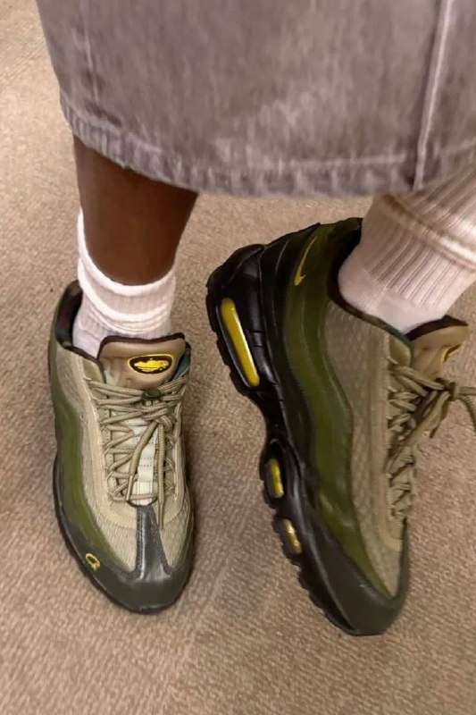 Baskets Nike Air Max 95 Corteiz Kaki et Vert Olive